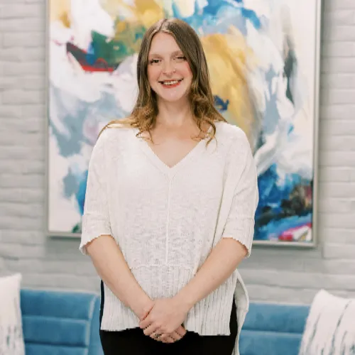 Dr. Hannah Schoening